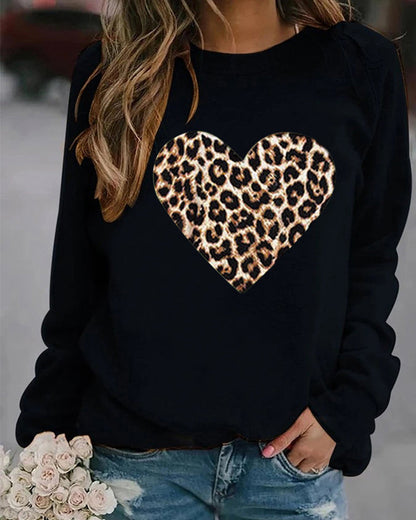 Dames sweatshirt met luipaardprint hart