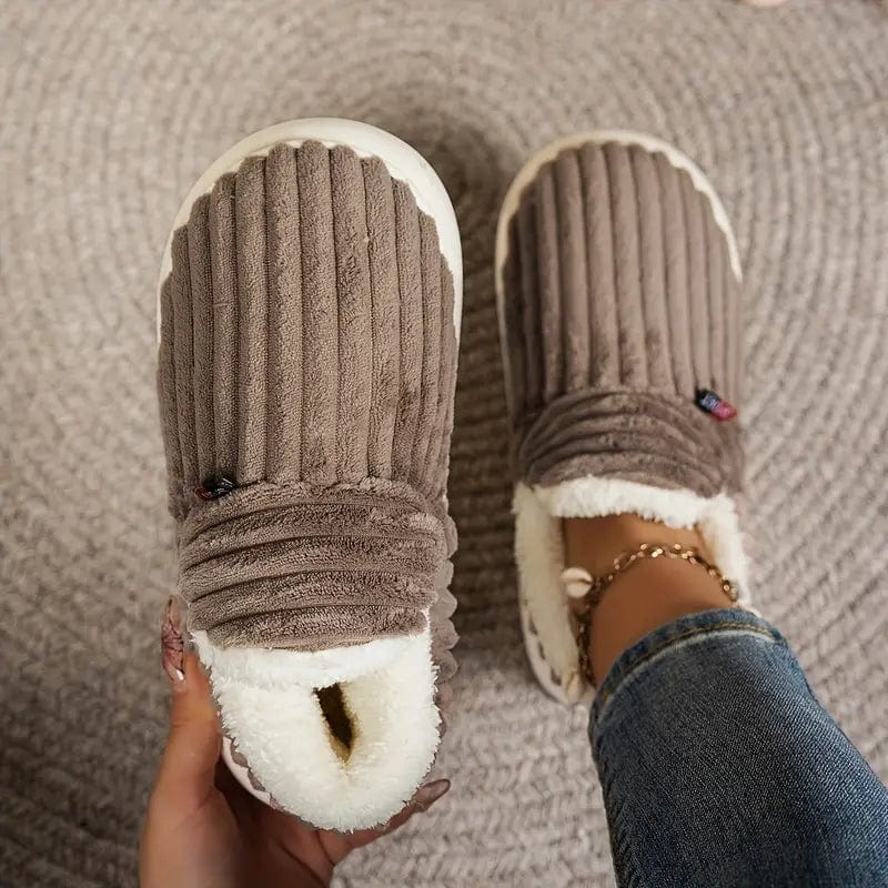 Vera | Ultra Cozy Unisex Slippers