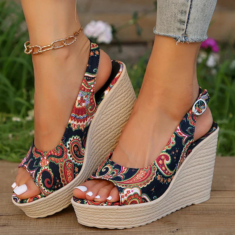 Boheemse stijl print sleehak sandalen