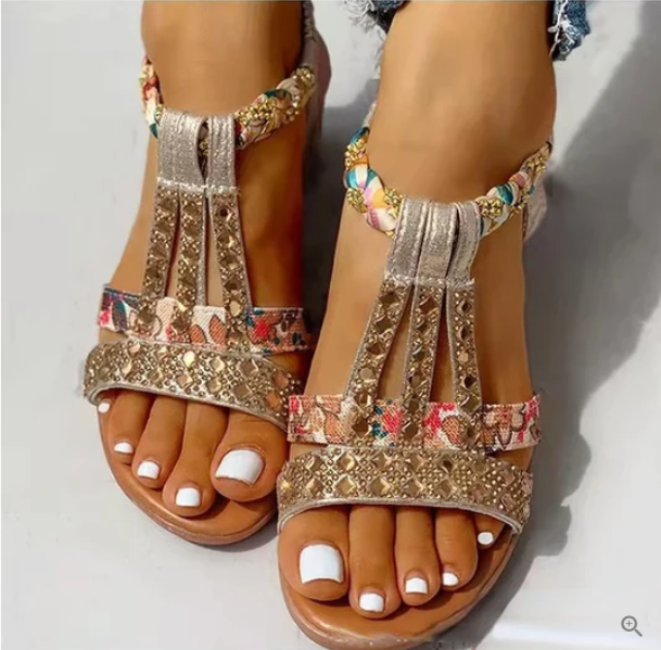 Mia - sandalen met sleehak