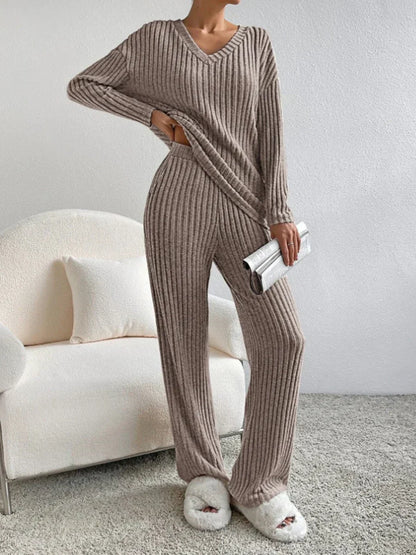 Eva - Chique en stijlvolle herfst dames V-hals Rib Lounge set